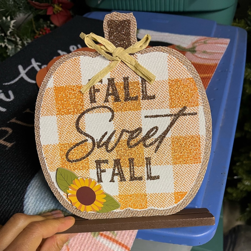 Fall sweet fall sign 🍁 🎃